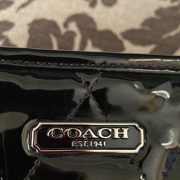 Coach - Picture 6 of 12